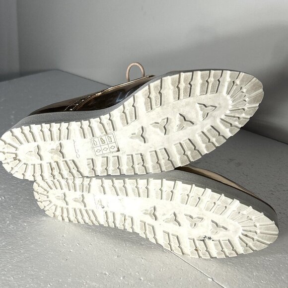 Aldo SZ 7.5 Light copper metallic wedge oxford sneaker Academia Modern Y2K Retro - Picture 6 of 7